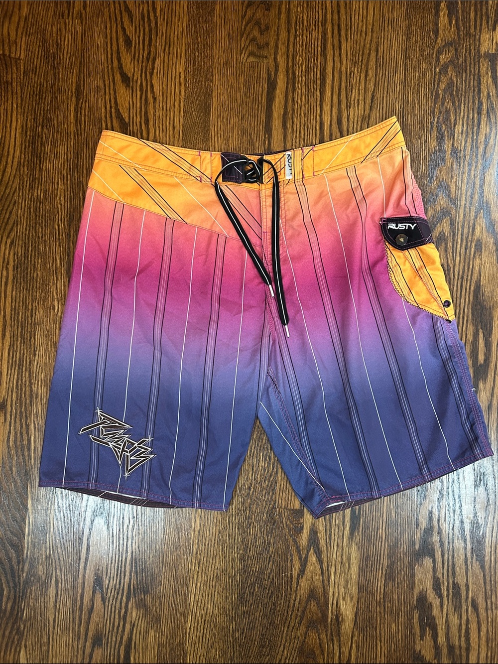 Vintage Y2K Rusty Board Shorts